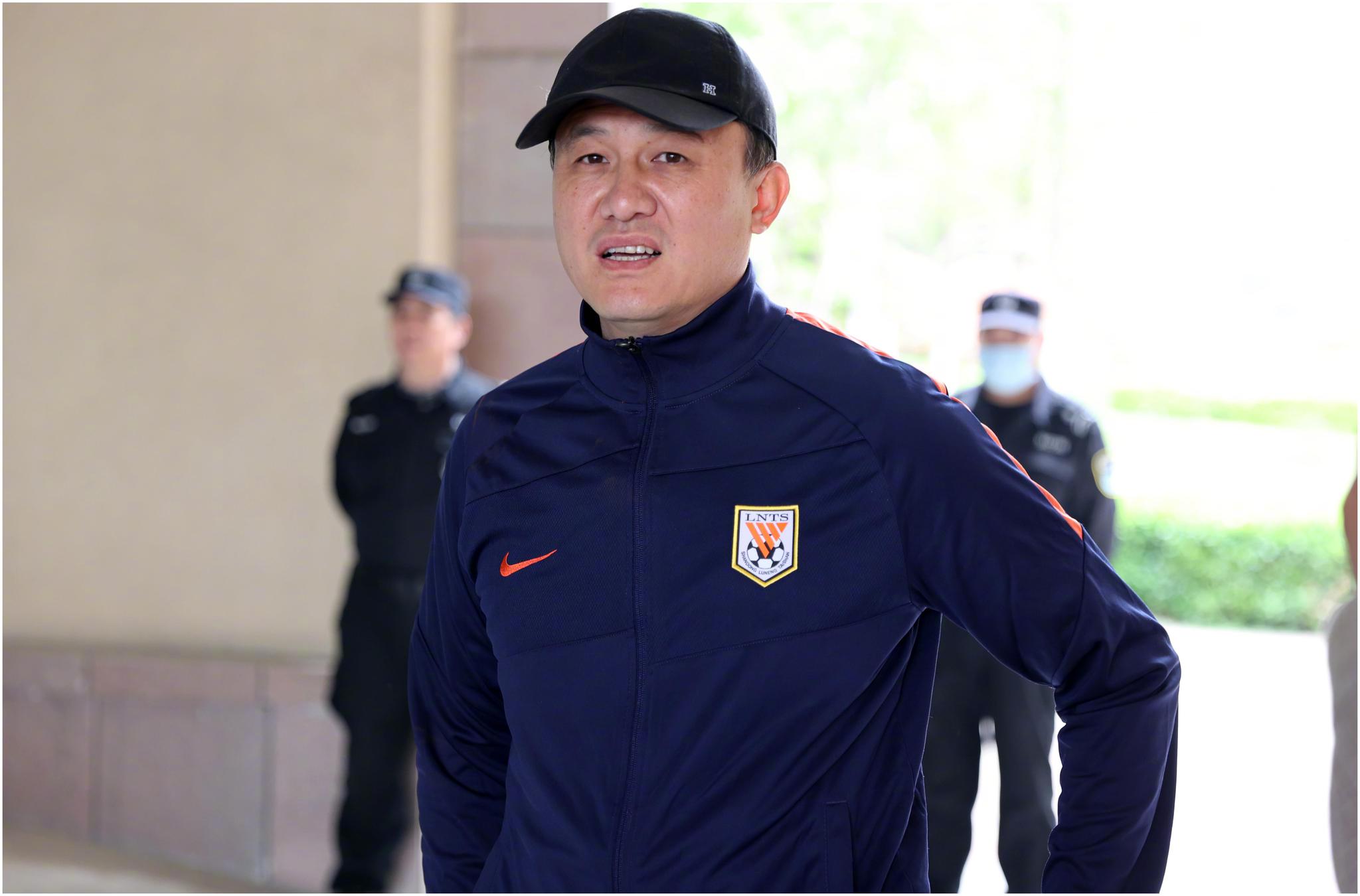 今夜体能课后;新疆广汇手感冰凉备战全明星赛;目标明确;阵容厚度经受考验的简单介绍 今夜体能课后;新疆广汇手感冰凉备战全明星赛;目标明确;阵容厚度经受考验的简单介绍