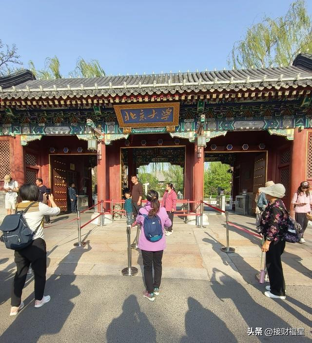 包含今晨巴塞罗那造点机会：欧超杯节点到来，态度坚定，纪律约束更严格的词条